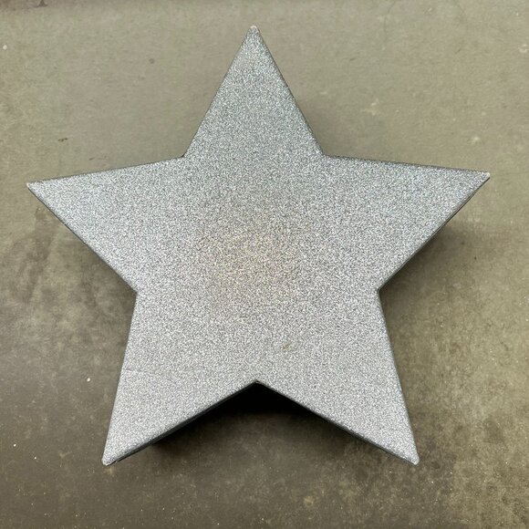 Vtg. LUSH Silver Sparkle Christmas Star Empty Gift Box: Reuse/Display, Box #2 - Picture 3 of 9